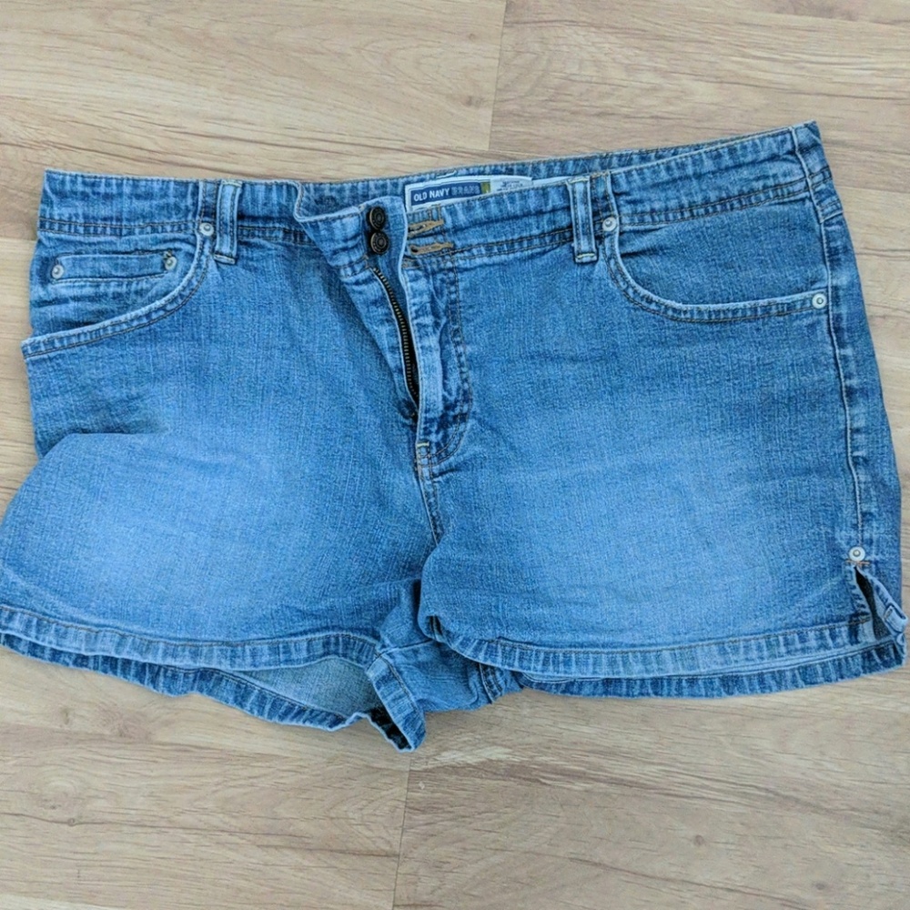 Old Navy shorts